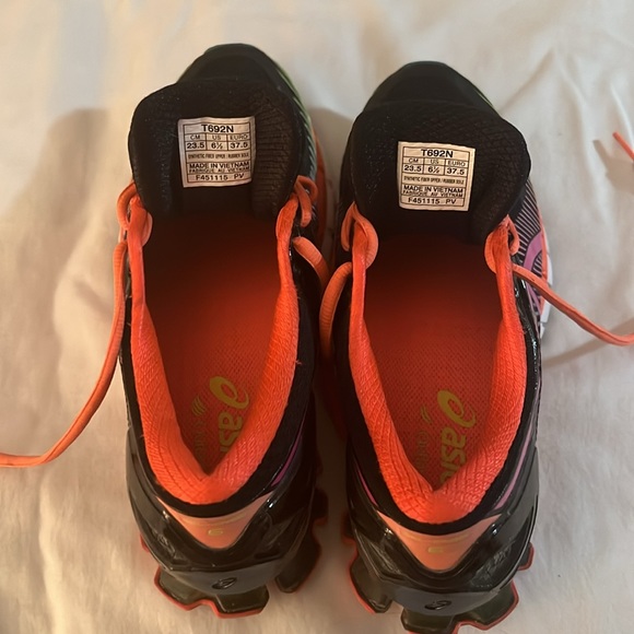 ASICS Kinsei 6 - Picture 4 of 7